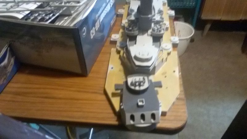 USS Missouri BB-63 - Ungefähr 1949-51- 1-200 von Trumpeter - Seite 2 Q6oelkde