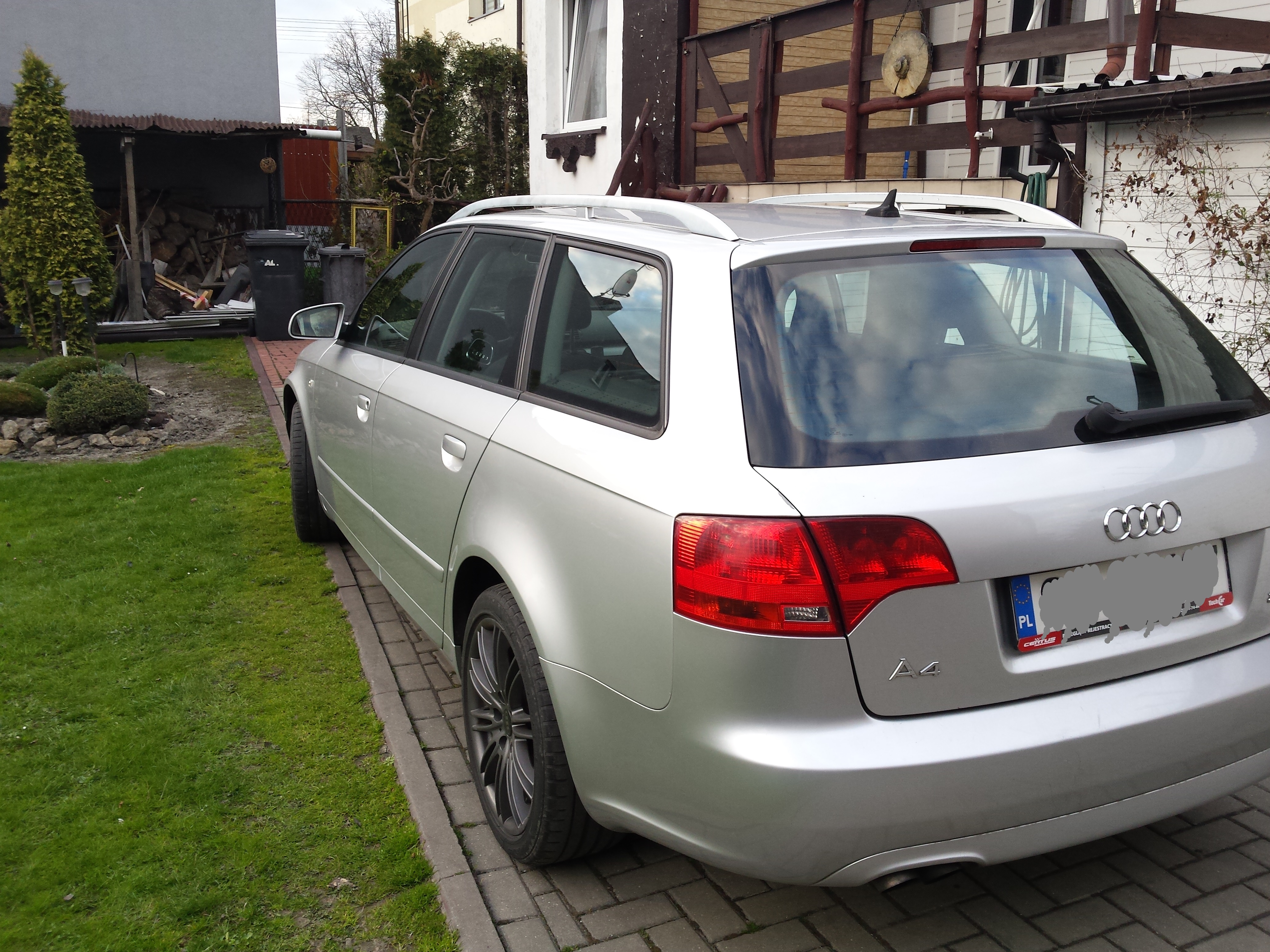 uo9642s7.jpg