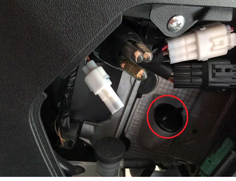 Add oil on 2013 650 Suzuki Burgman USA Forum
