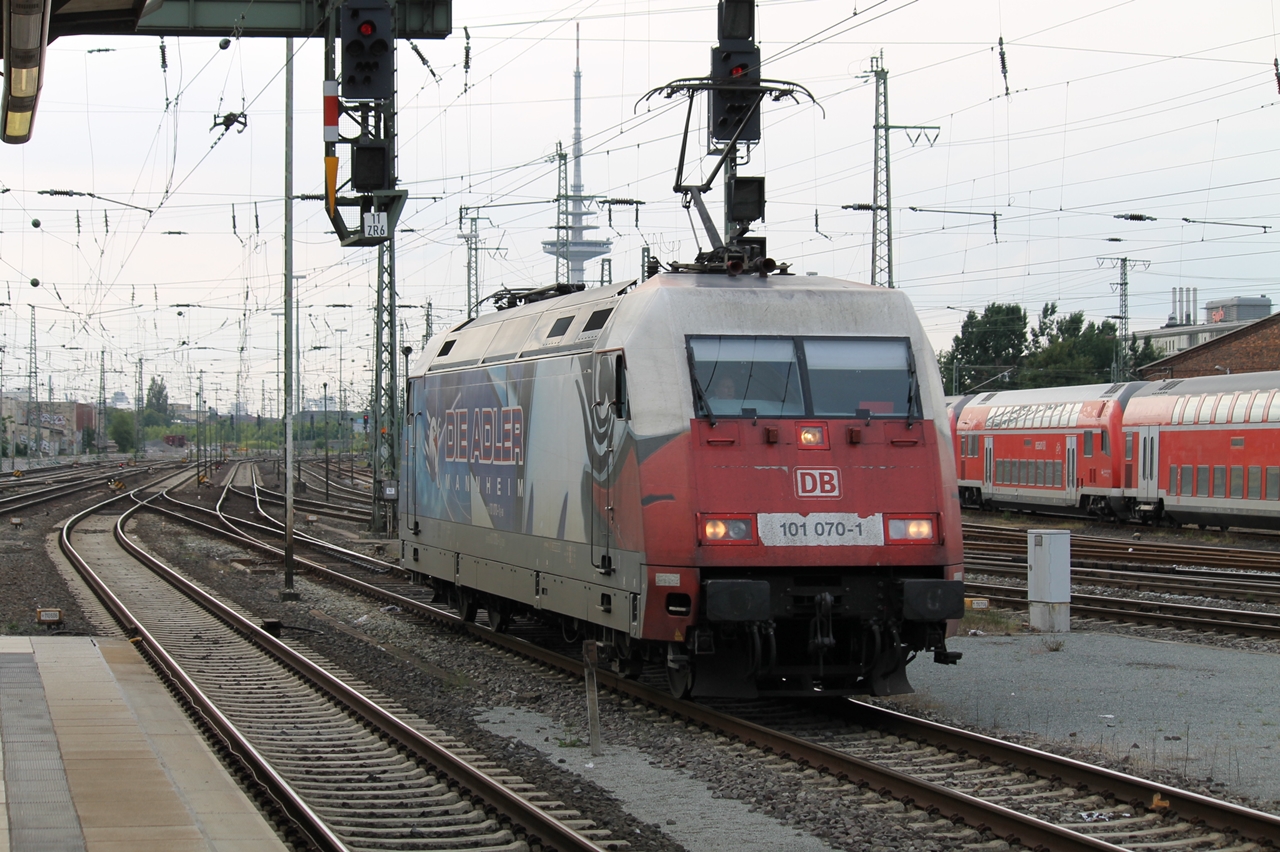 101 070-1 am 01.07.2013 in Bremen