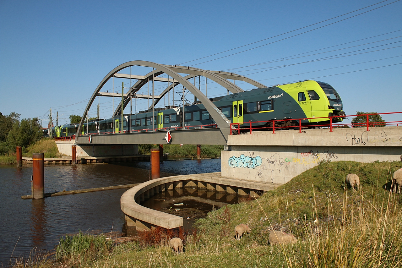 nordbahn ET 5.07 am 13.08.2015 in Itzehoe